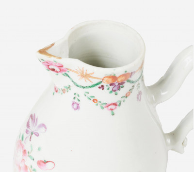 Chinese Export - Coffee Pot and Creamers