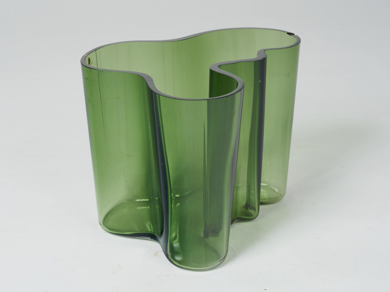 Alvar Aalto - Savoy Vase (damaged)