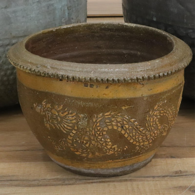 Cast Iron Shell Jardinieres Chinese Vase