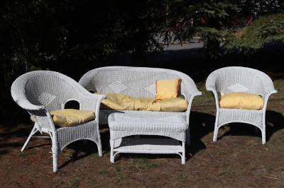 Image for Lot Vintage White Painted Wicker Porch Set