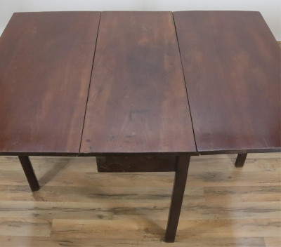 George III Style Mahogany Dropleaf Table