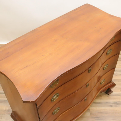 19C Cherry Chippendale Serpentine Chest of Drawers