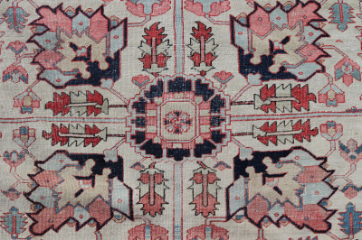 Image for Lot Early 20C Persian Heriz Carpet