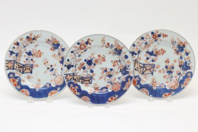 Three Imari Porcelain Plates Fence Floral