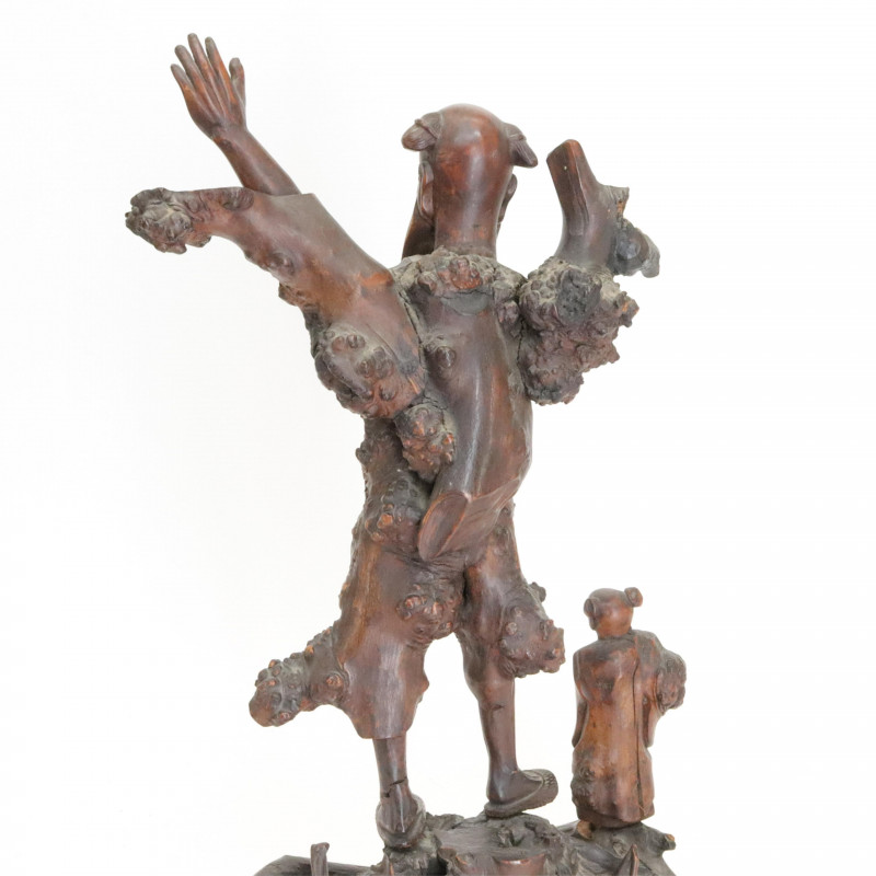 Rootwood Figure With Attendant