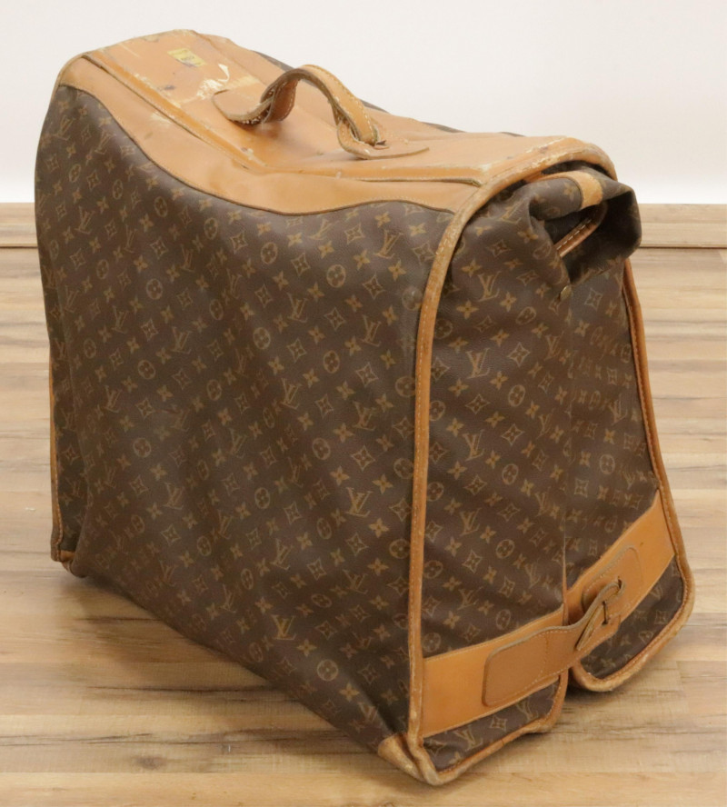 Louis Vuitton - vintage set of soft sided luggage - Capsule Auctions