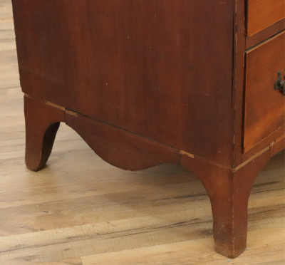 Federal Inlaid Mahogany Chest of Drawers 19th C