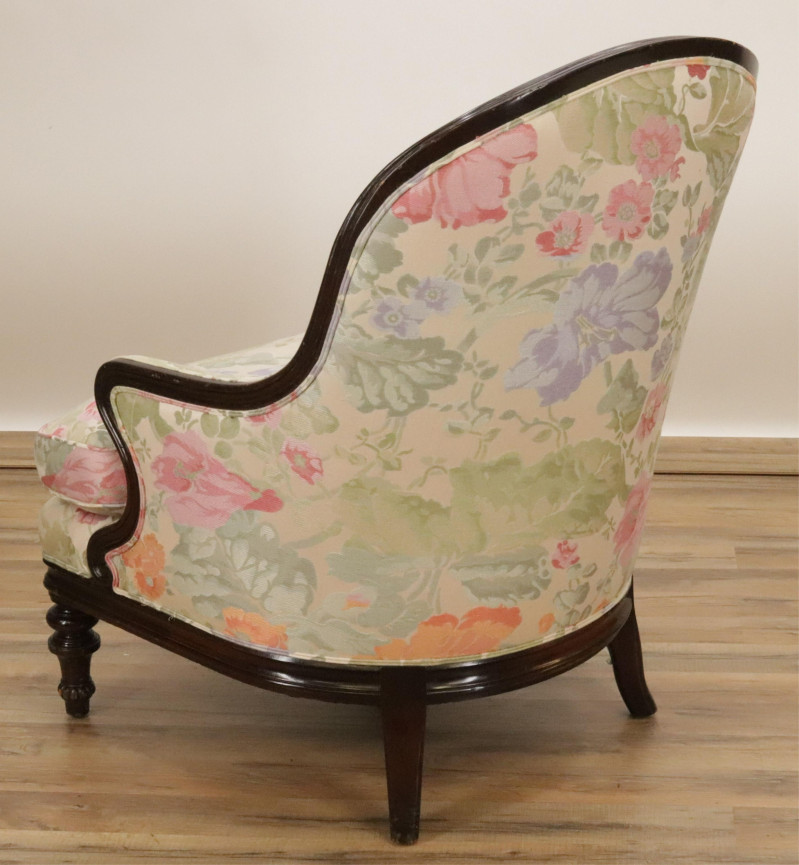 Victorian Style Slipper Chair Ottoman