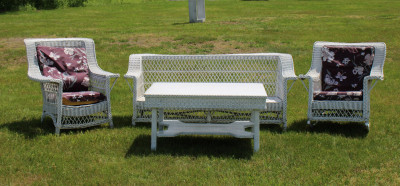 Image for Lot Victorian White Painted Wicker Set; Coffee Table