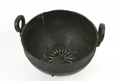 Large Archaic Style Chinese Bronze Zeng
