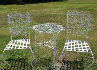 Image for Lot Vintage Daisy Painted Metal Chairs/Table