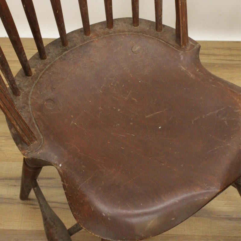 Set of 4 American Windsor Chairs