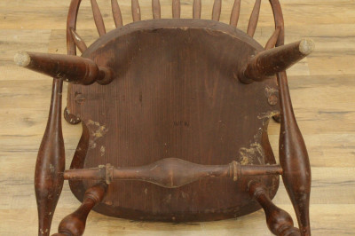 Set of 4 American Windsor Chairs