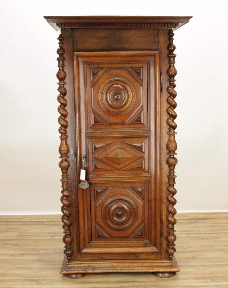 French Provincial Walnut Bonnetiere 19th C