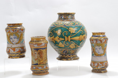 4 Majolica Pottery Jars; Sicilian Albarelli 17th
