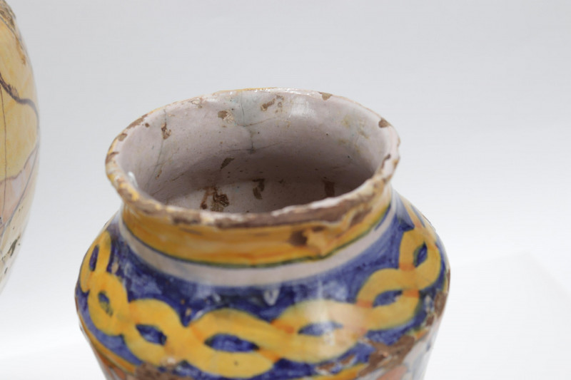 4 Majolica Pottery Jars; Sicilian Albarelli 17th