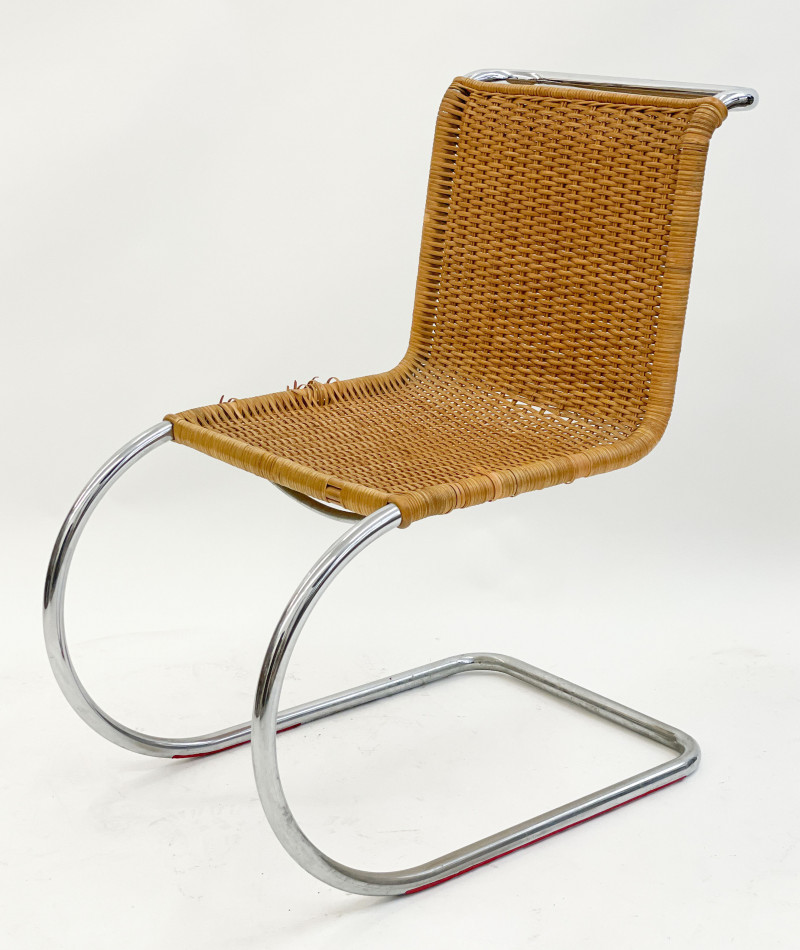 Ludwig Mies Van Der Rohe, MR10 chair