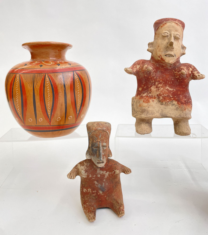 3 Pre-Colombian figures with 2 Mexican vessels