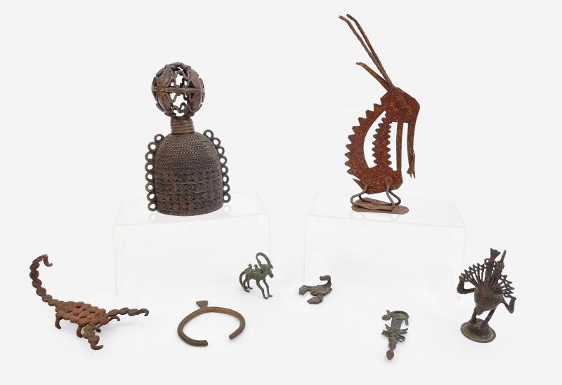 Group of 8 African small sculptures