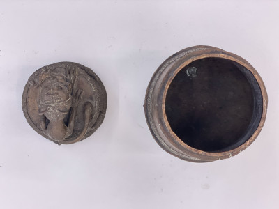 Ashanti, bronze Kuduo container