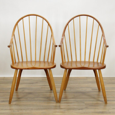 Image for Lot Pr Thos Moser Cherry Windsor Continuous Armchairs