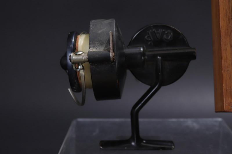 Collection Fishing Reels, Mitchell Garcia & more - Capsule Auctions