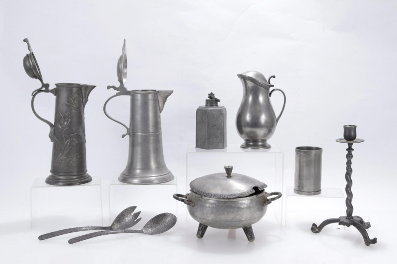 Group of 32 Continental & English Pewter,