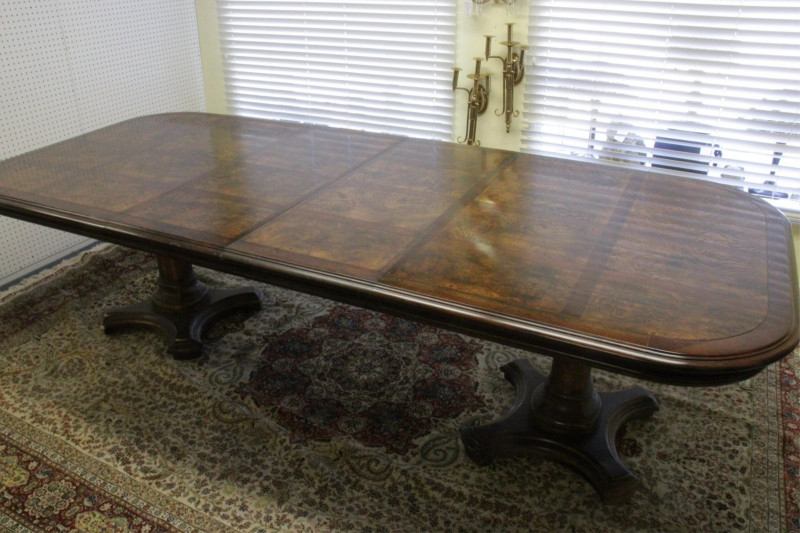 Burled Pattern Double Pedestal Dining Table