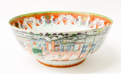 Image for Lot Large Chinese Export 'Hong' Punch Bowl