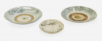 Image for Lot Three Swatow Dishes, Ming Dynasty