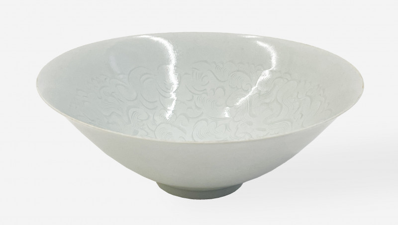 Chinese Yingqing Glazed Incised Bowl