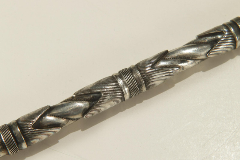 Argentinean Silver and 18k Tea Straw