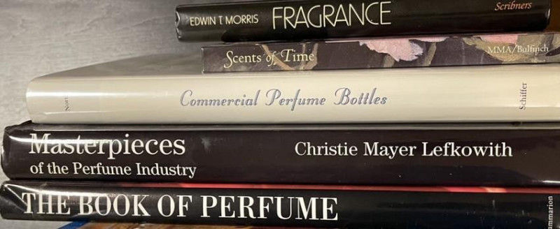 [PERFUME] 5 books on Perfumes & Perfume Bottles