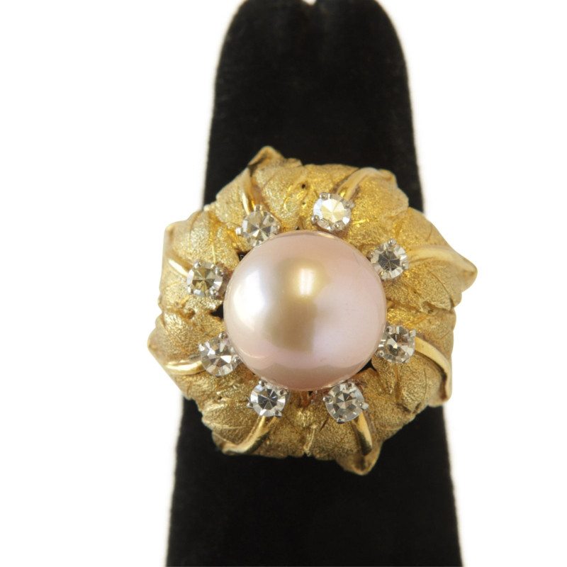 18k Pearl & Diamond Floriform Ring