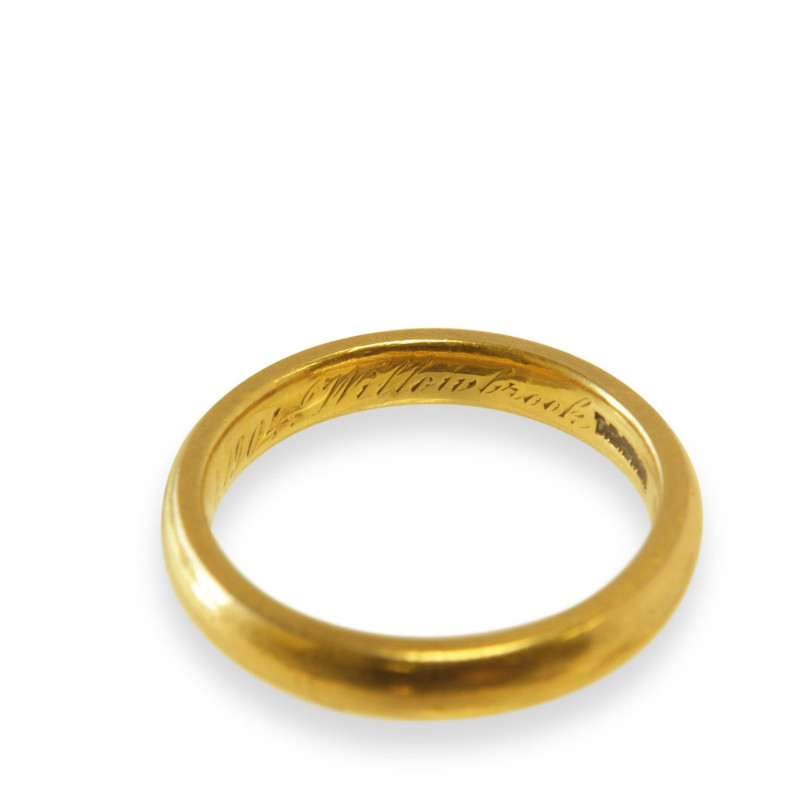 T. S. Starr 22k Gold Band