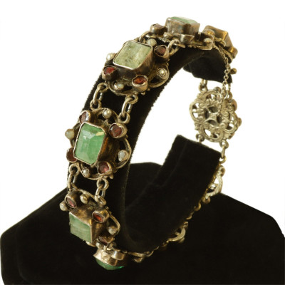 Antique Silver Gem Set Necklace & Bracelet