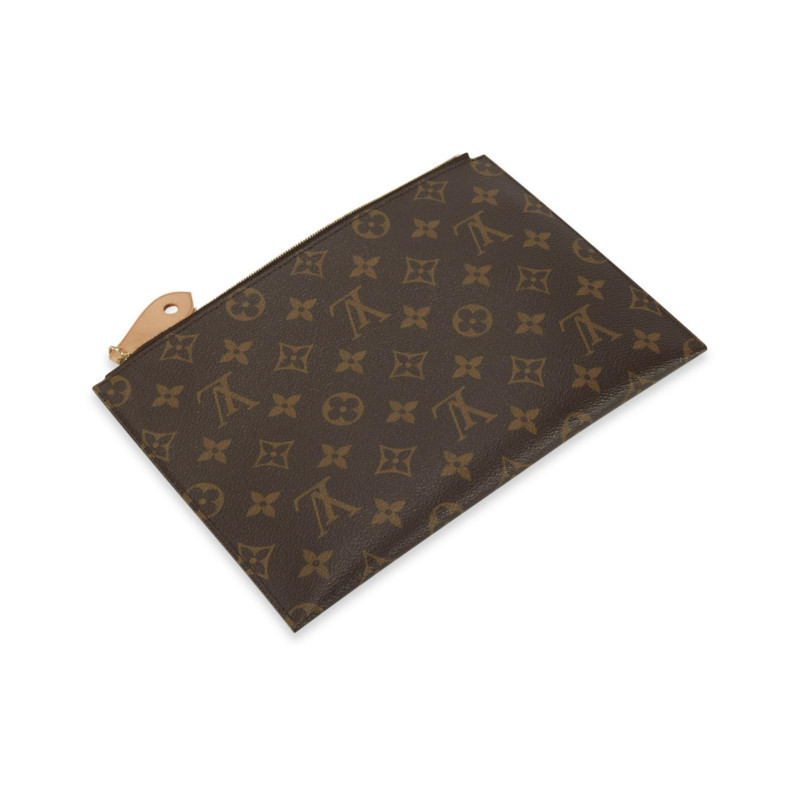 Louis Vuitton* Twist Belt Chain Pouch Black, Luxury, Bags & Wallets on  Carousell
