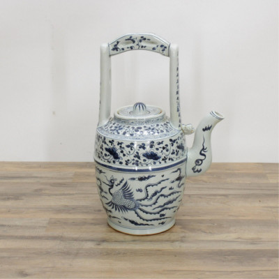 Large Chinese Blue And White Lidded Teapot