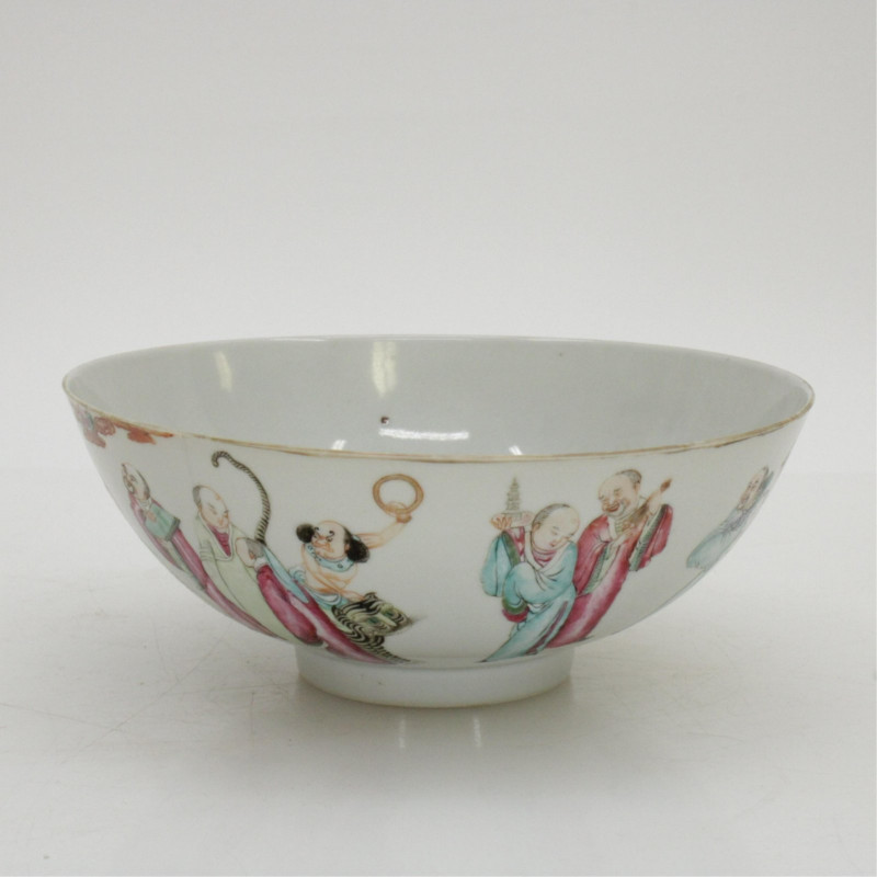 Chinese Famille Rose Bowl Figures Decoration