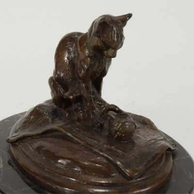Emmanuel Fremmiet Bronze Cat with String