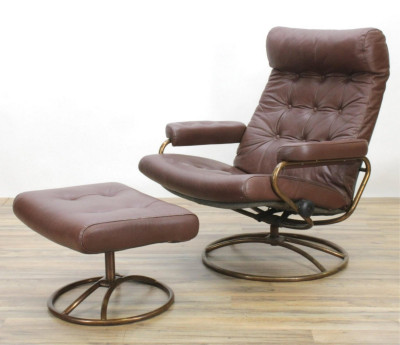 Image for Lot Vintage Ekornes Reclining Chair and Ottoman