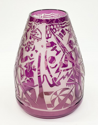Cristalleries de Nancy Etched Amethyst Glass Vase