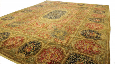Kirman Style Wool Carpet 12 x 15-6
