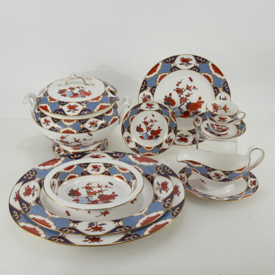 Image for Lot Spode Shima Dinner Service & Serving Pieces