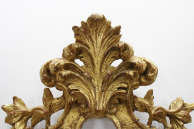 Oval Carved Giltwood Chippendale Style Mirror
