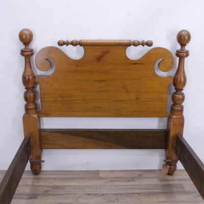 Colonial Style Cherry Bedstead