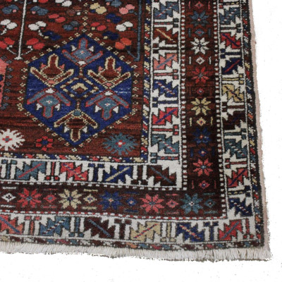 Antique Persian Bahktiari Rug 4-7 x 6-9
