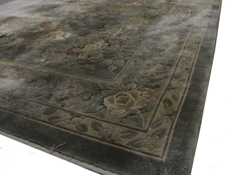 Chinese Floral Sculpted Rug 8 x 10