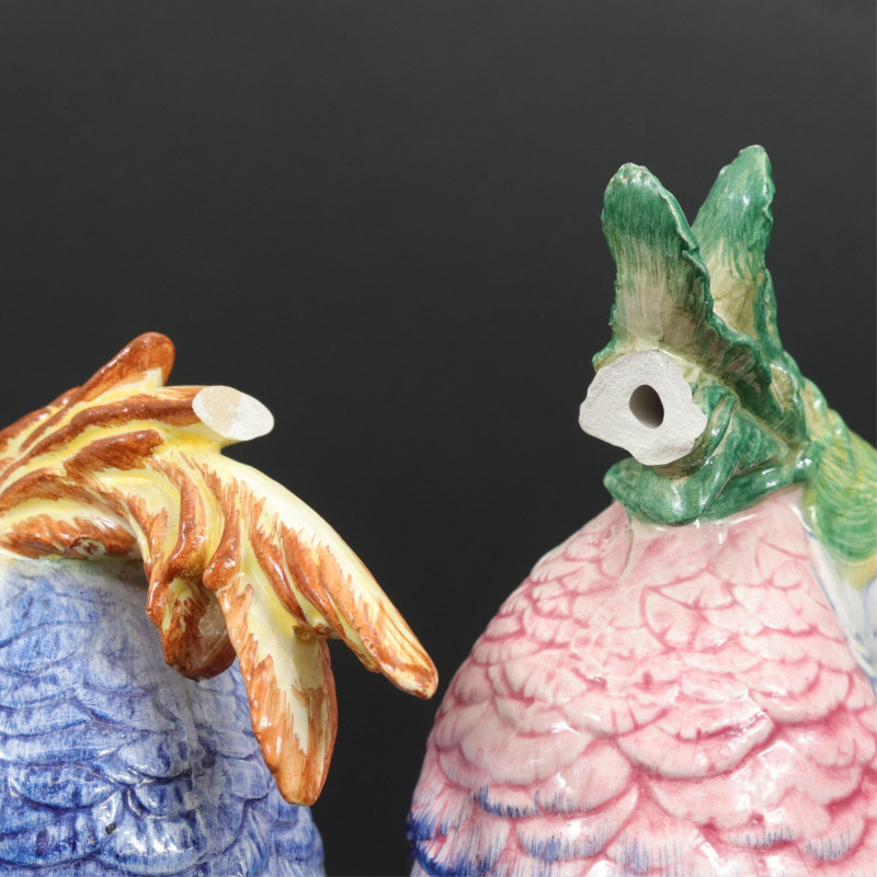 Pair Ceramic Tiffany Lions & 2 Pottery Parrots