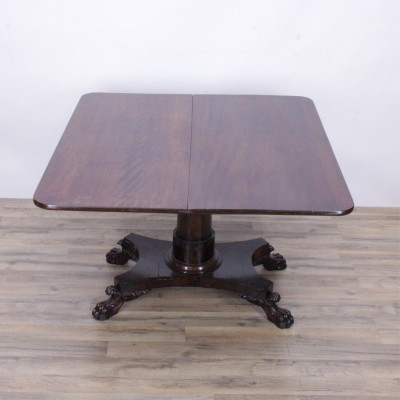 Classical Mahogany Single Dropleaf Table, 19th C.